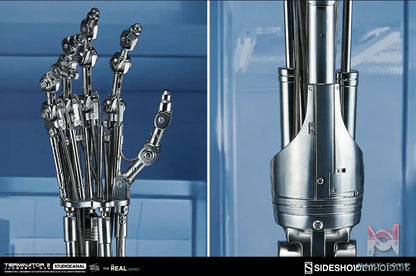 Sideshow Collectibles – Terminator T-800 Endoskeleton Arm and Brain Chip (Licensed)