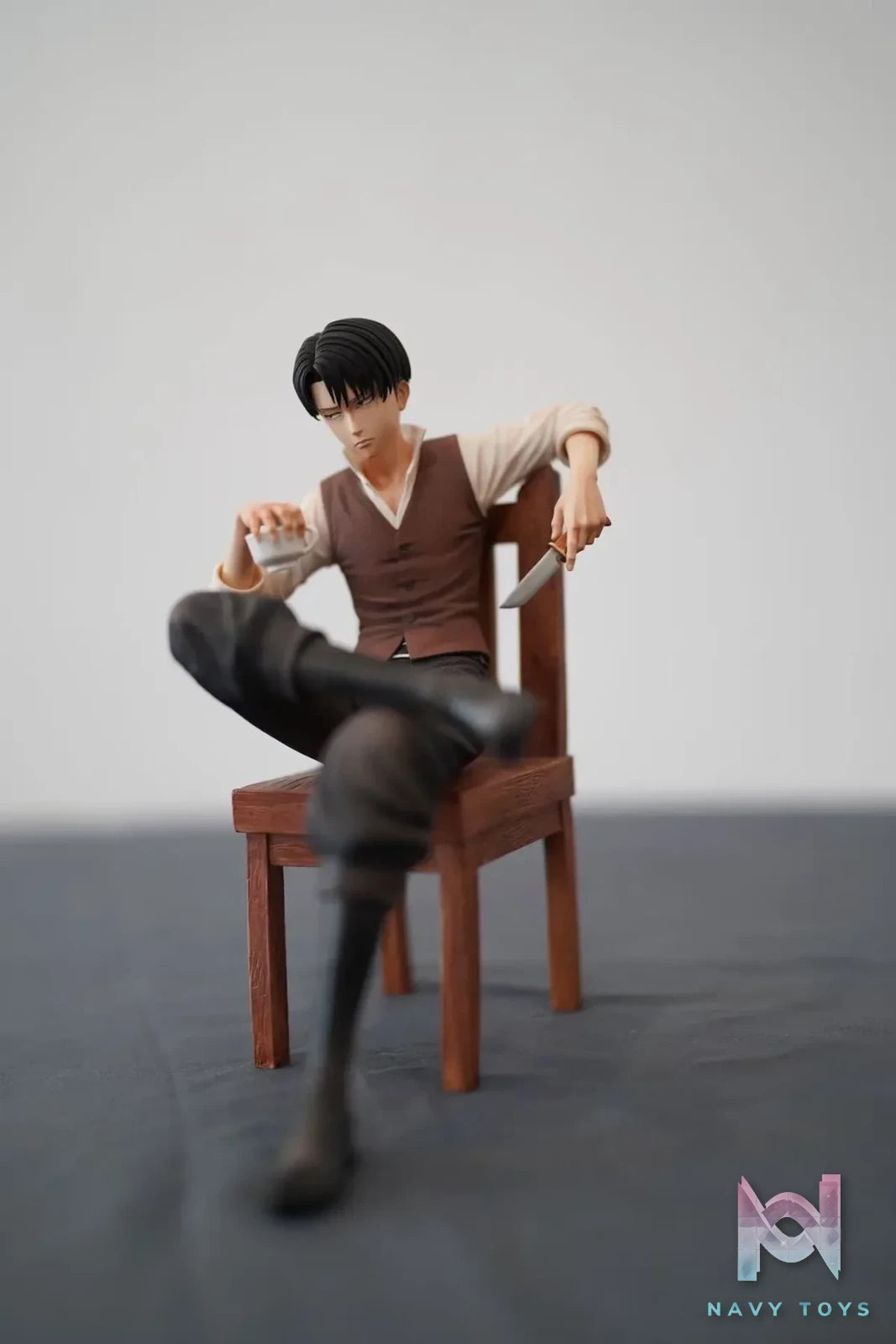 TITAN Studio - Attack on Titan Side Story Series 01 Levi resin statue Navy Toys anime figure