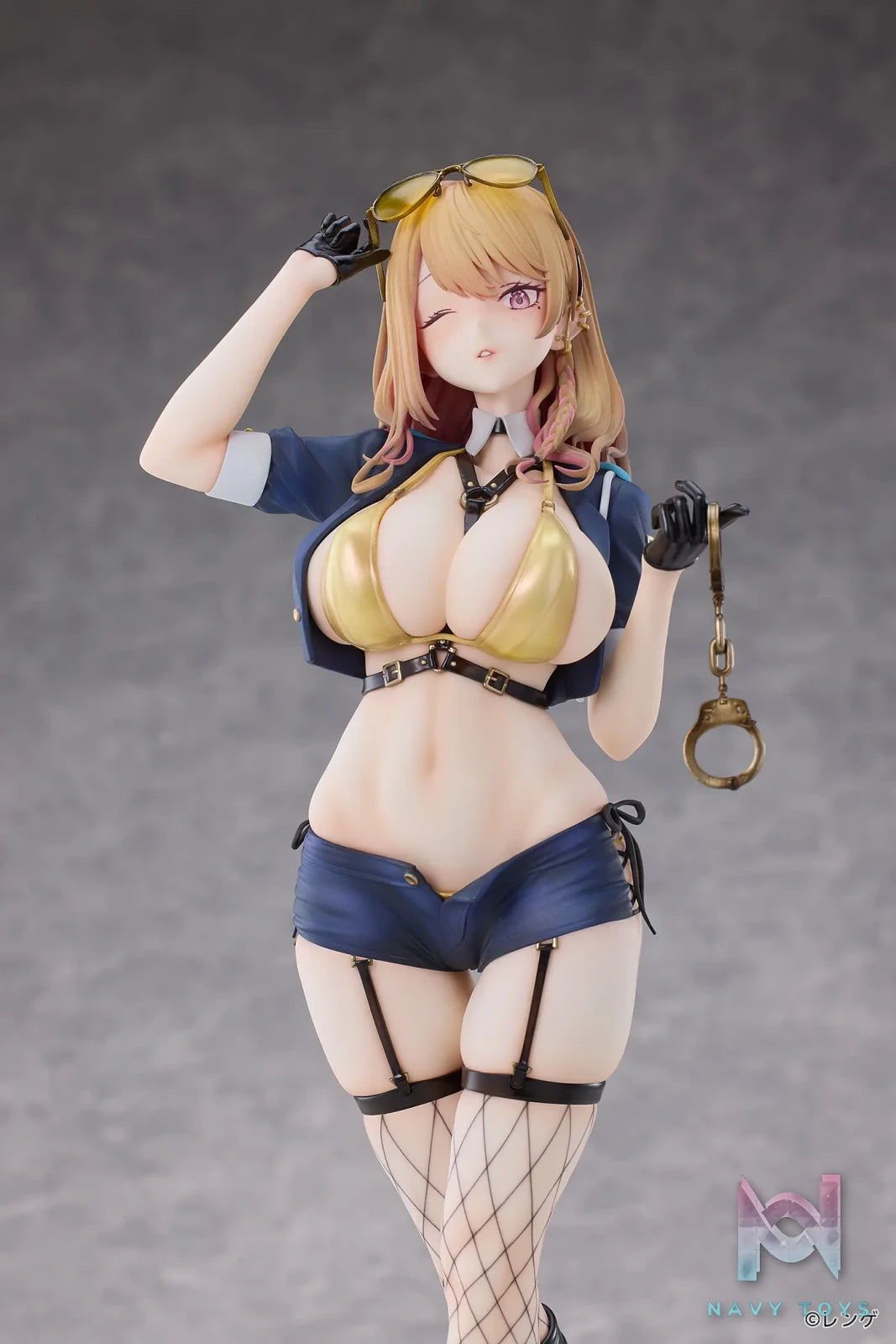 Hanabee – Original Gyaru Fukei-san Takanashi Arisa 1/6 Figure (Licensed)