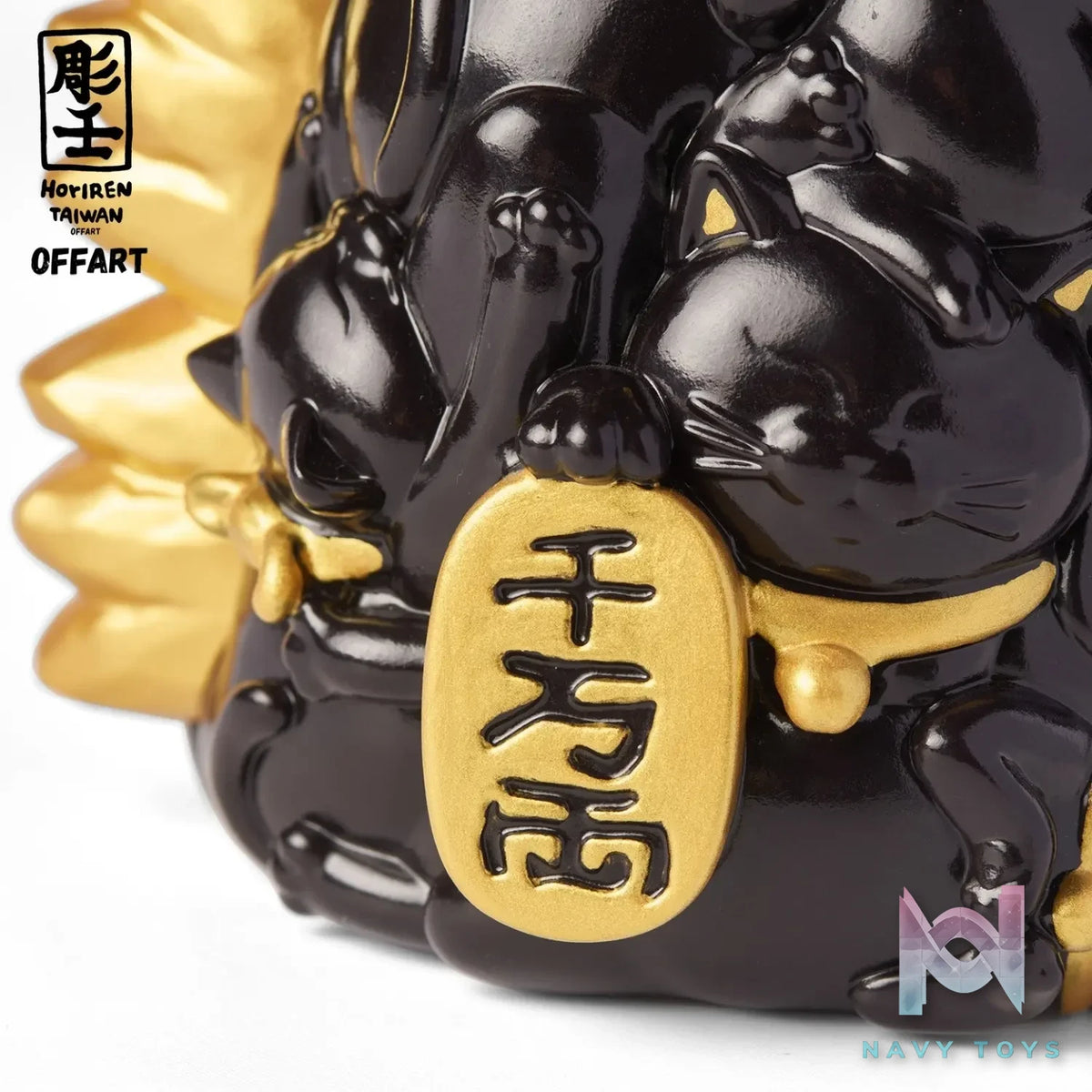OFFART & A Ren – OFFART X Horiren Red Flame Hundred Cats Mini – Black Gold Bust (Licensed)