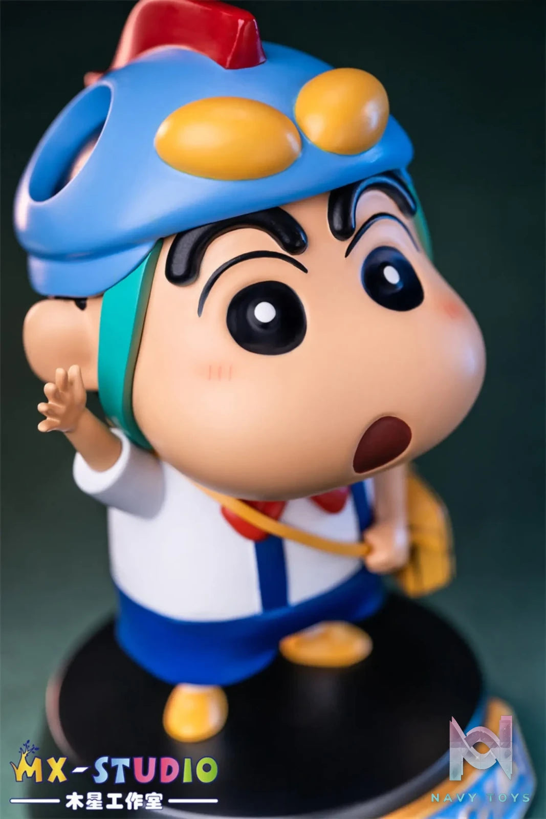 MX Studio – Crayon Shinchan Shinchan and Shiro