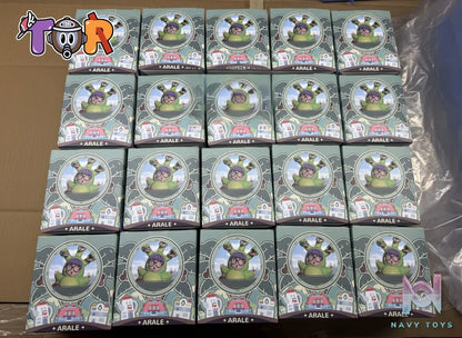 TOR Studio – WCF Arale Series 006 Arale King Ghidorah Dr. Slump