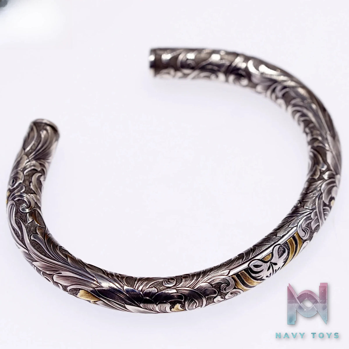 Raven Studio (silver jewelry) – Exclusive Design “Blossoms” Lindsay Engraved Cylinder Bracelet Original