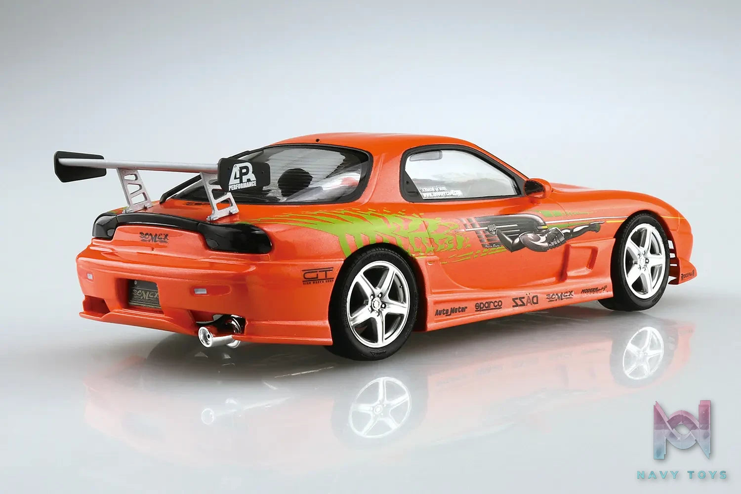 AOSHIMA – 1/24 Scale Car Model #6 (Licensed)