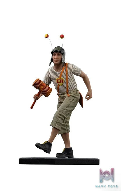 Iron Studio – Chaves (Chapolin Version) – Chaves – Art Scale 1/10 Statue TELCHV132925-10 (Licensed)