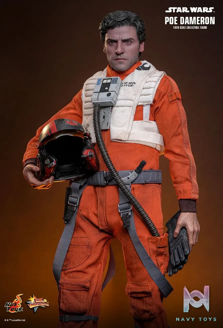 Hottoys – Star Wars: The Force Awakens Poe Dameron MMS806 (Licensed)