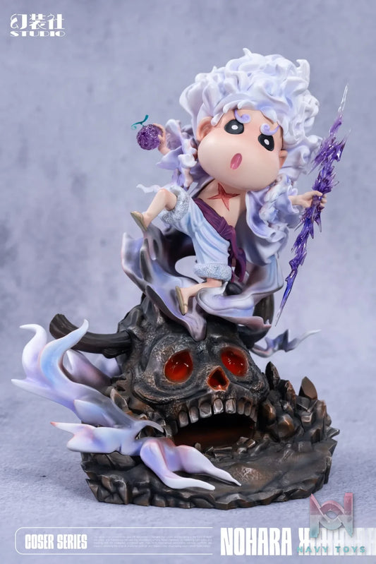 Huan Zhuang She Studio – Crayon Shin-chan cos Nika Luffy