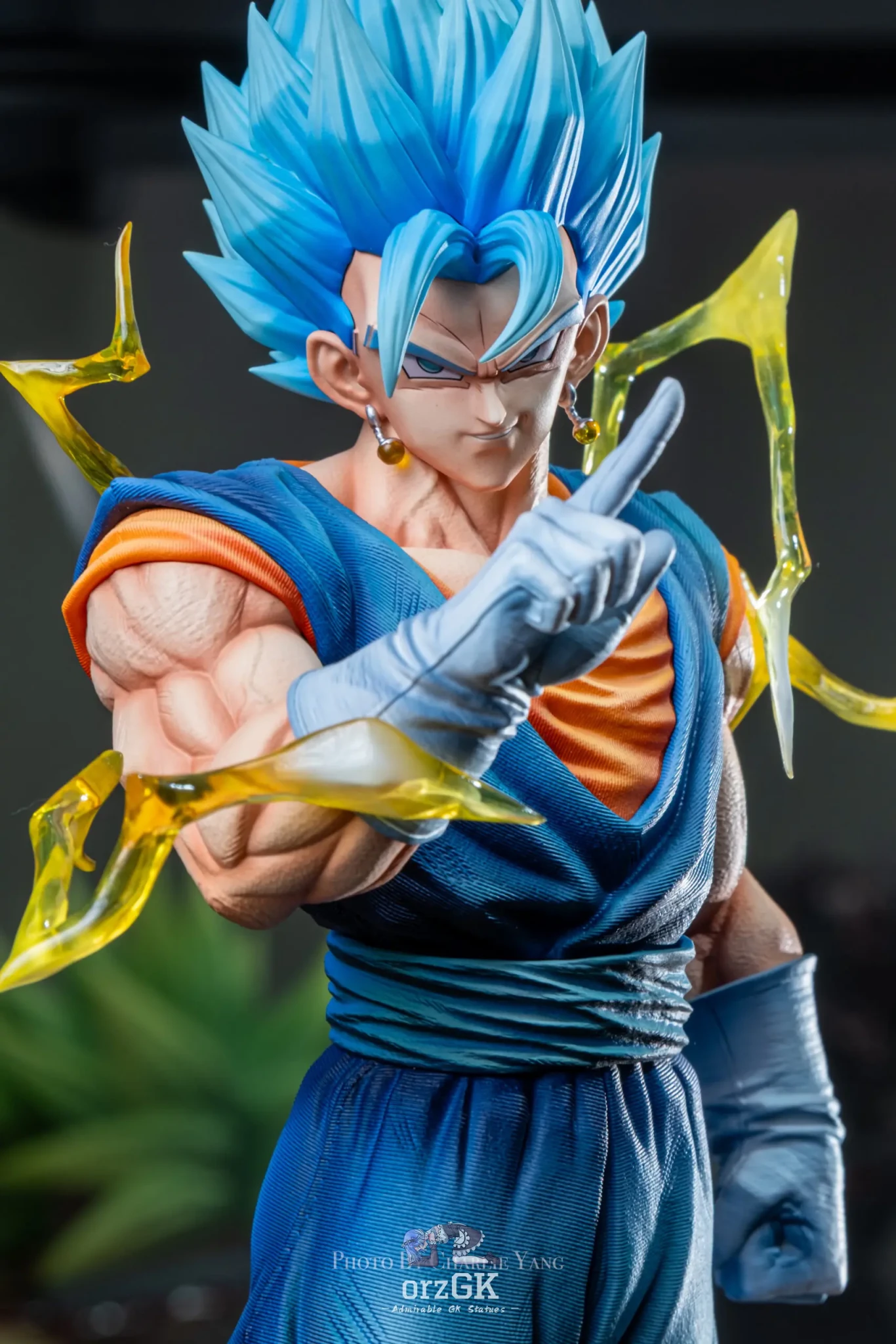 KAW Studio - Vegito Dragon Ball resin statue Navy Toys anime figure