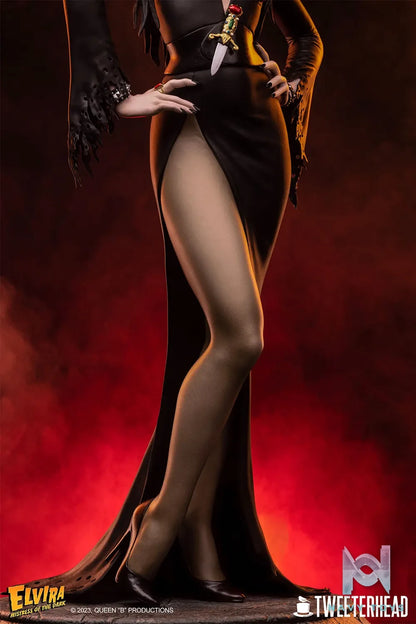 Sideshow Collectibles – Elvira: Mistress of the Dark 9127342 9127343 (Licensed)