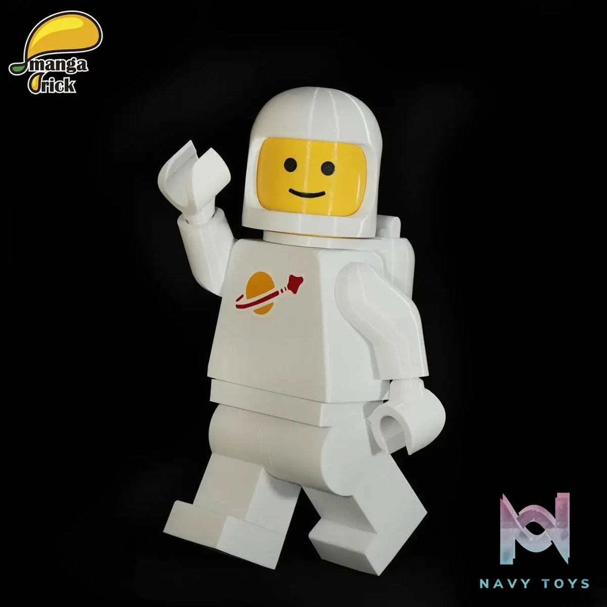 LEYILEBRICK Studio – Astronaut Ten Times Bigger Original