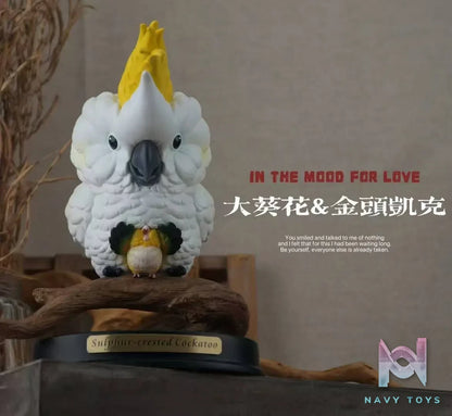 Natural Science Book Studio – Special Edition Gathering of Parrots (Licensed)