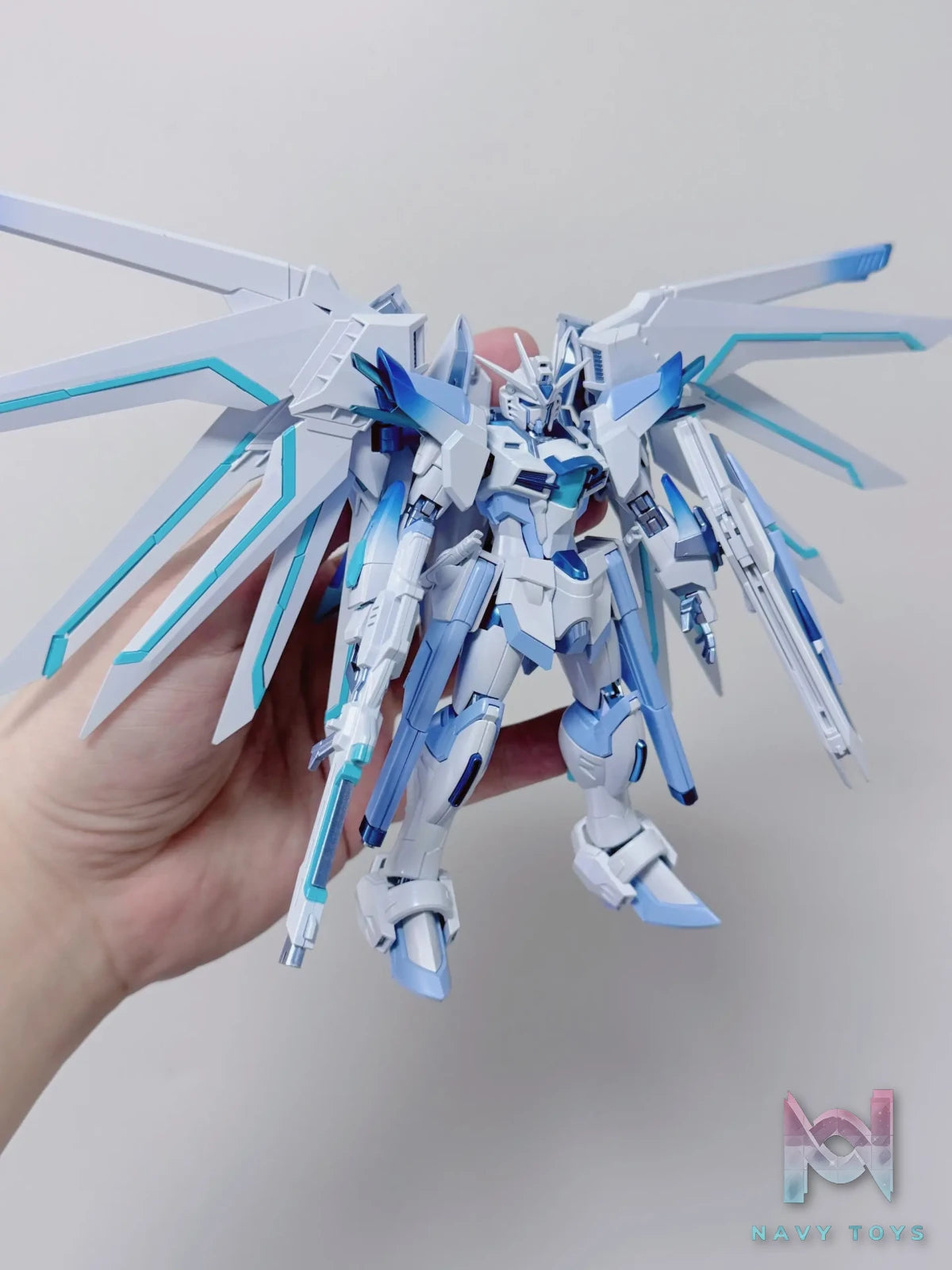 Fan Xing Studio – Gundam HG Strike Freedom Gundam Action Figure