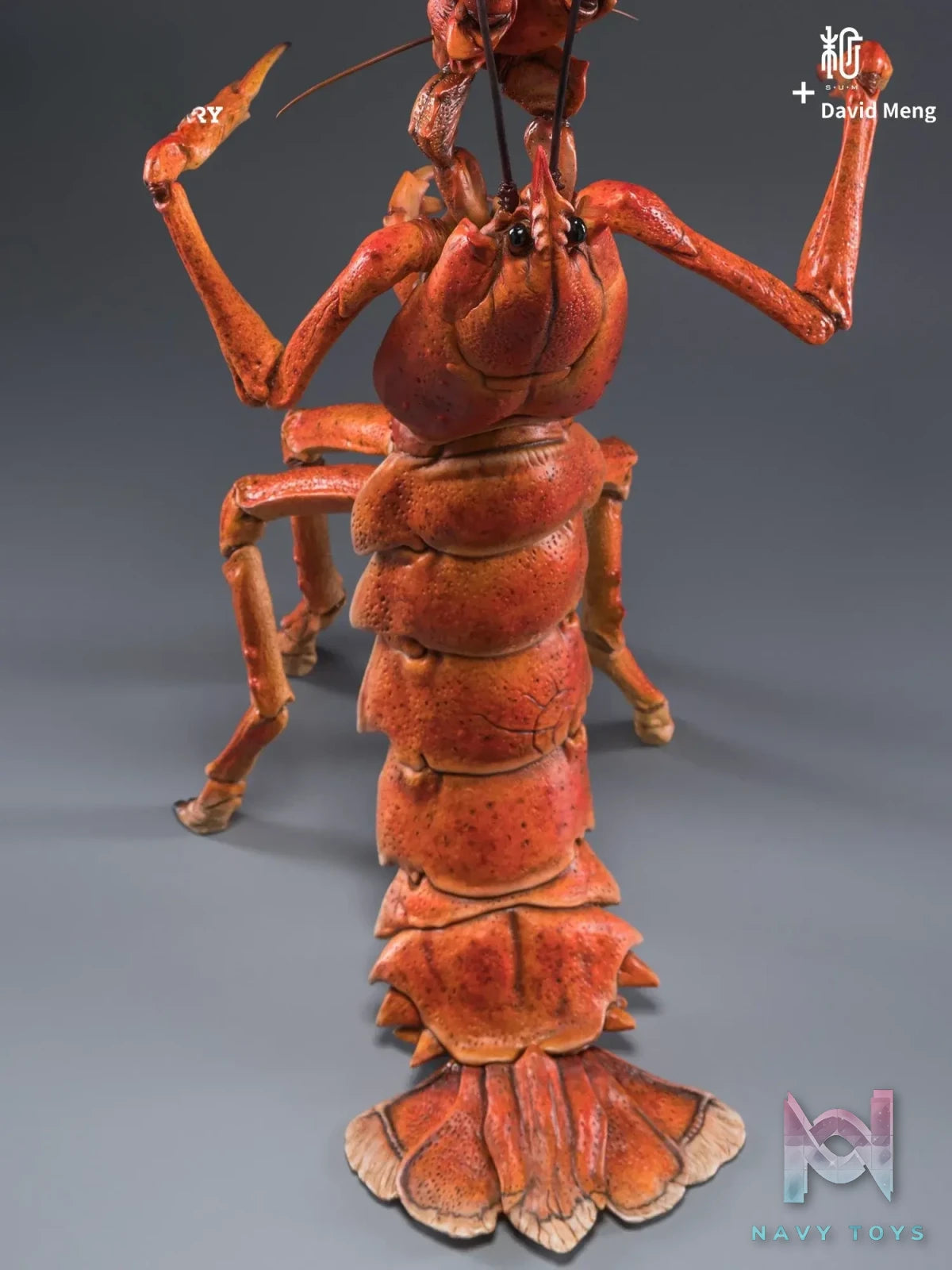 Manas SUM – Claw Art Statue (Licensed)