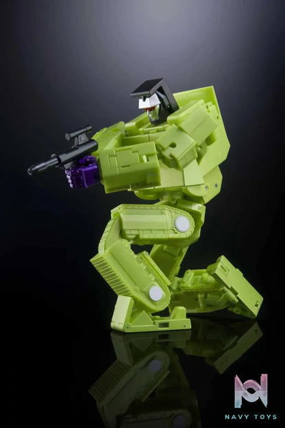 X-Transbots Studio – MX-45 Razor Bonecrusher Transformers