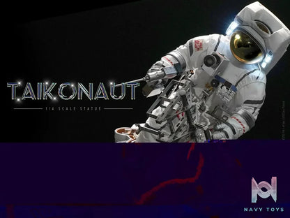 TAIKONAUT Studio - Astronaut 1/4 Statue (Licensed) resin statue Navy Toys anime figure
