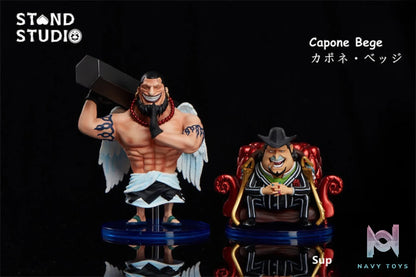 Stand Studio – One Piece Supernova Capone Bege