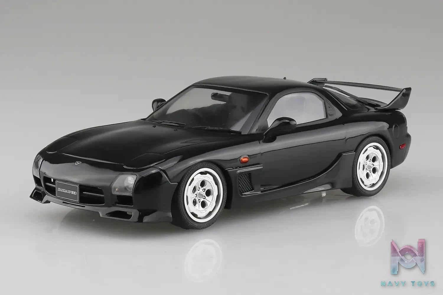 AOSHIMA – 1/24 Scale Car Model #7 (Licensed)