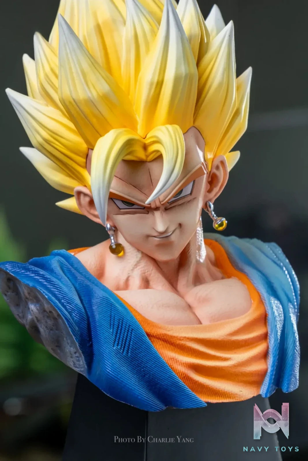 KAW Studio - Vegito Dragon Ball resin statue Navy Toys anime figure