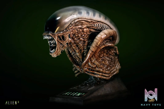 Deep Tale Studio – Life-Size Dog Alien Bust Alien