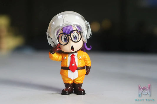 LeaGue Studio – Dr. Slump Penguin Village SSSP Arale