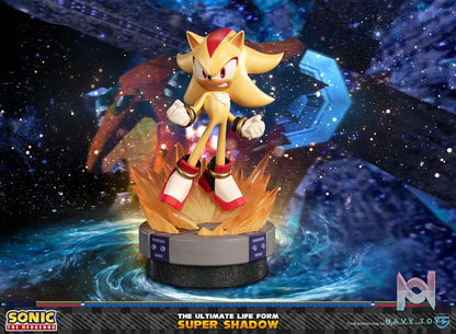 First 4 Figures – Sonic The Hedgehog – The Ultimate Life Form: Shadow the Hedgehog X Super Shadow (Licensed)