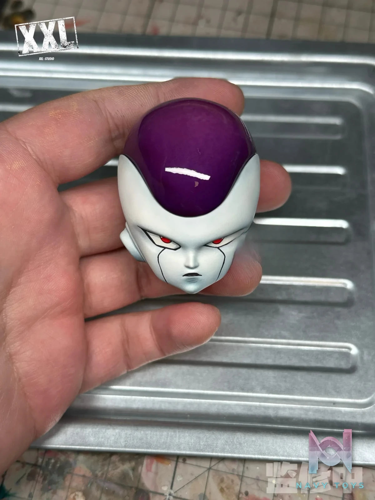 XXL Studio – Frieza Standing Pose Dragon Ball