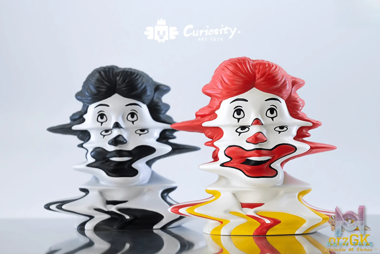 CuriosityArt Studio – Liquid World-The Disappearing Clown (Licensed)