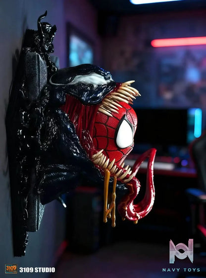 3109 Studio – Spider-Man Venom Wall-Mounted Dual Scale Spider-Man