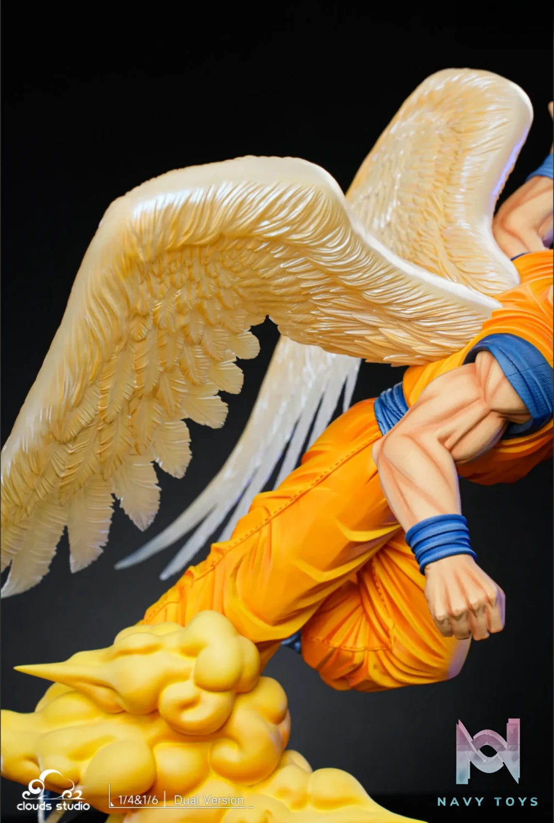 Clouds Studio – Dragon Ball Waving Goku