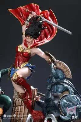 XM Studio – Wonder Woman Courage David Finch (Licensed)