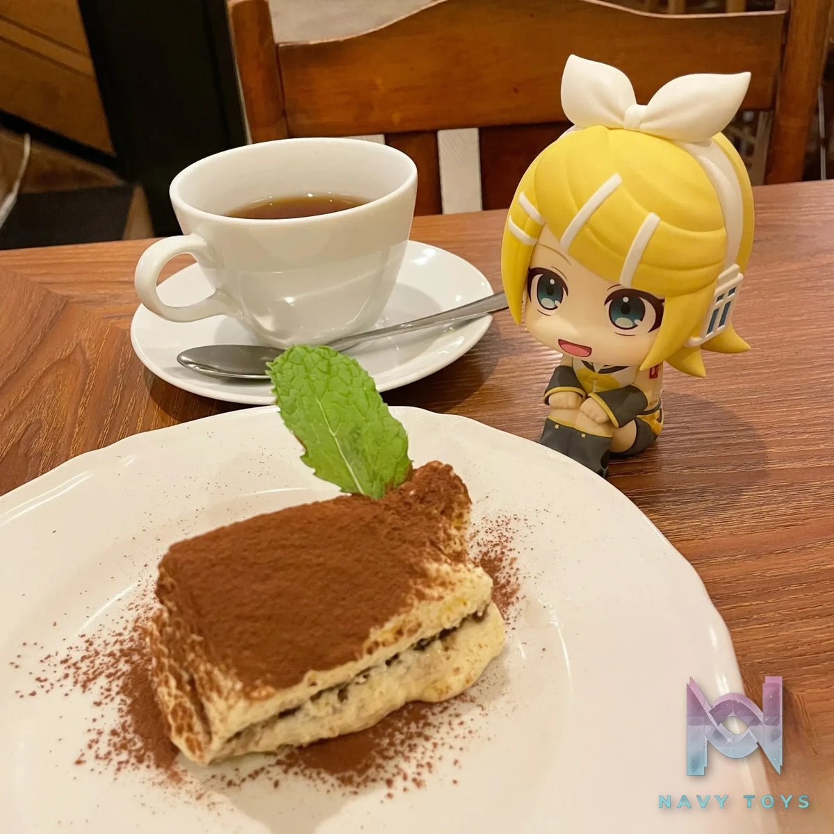 MegaHouse – LookUp Kagamine Rin x Kagamine Len Figure (Licensed)