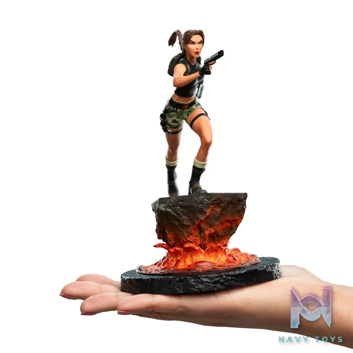 WETA Workshop Studio – Miniature Statue – Lara Croft: The Sanctuary of Flame 89-01-04837 (Licensed)