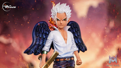 Wolf Studio – One Piece Seraphim Dracule Mihawk