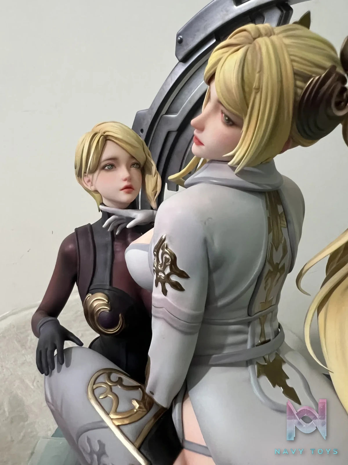 Thunder Studio – YoRHa Commander x Operator NieR:Automata