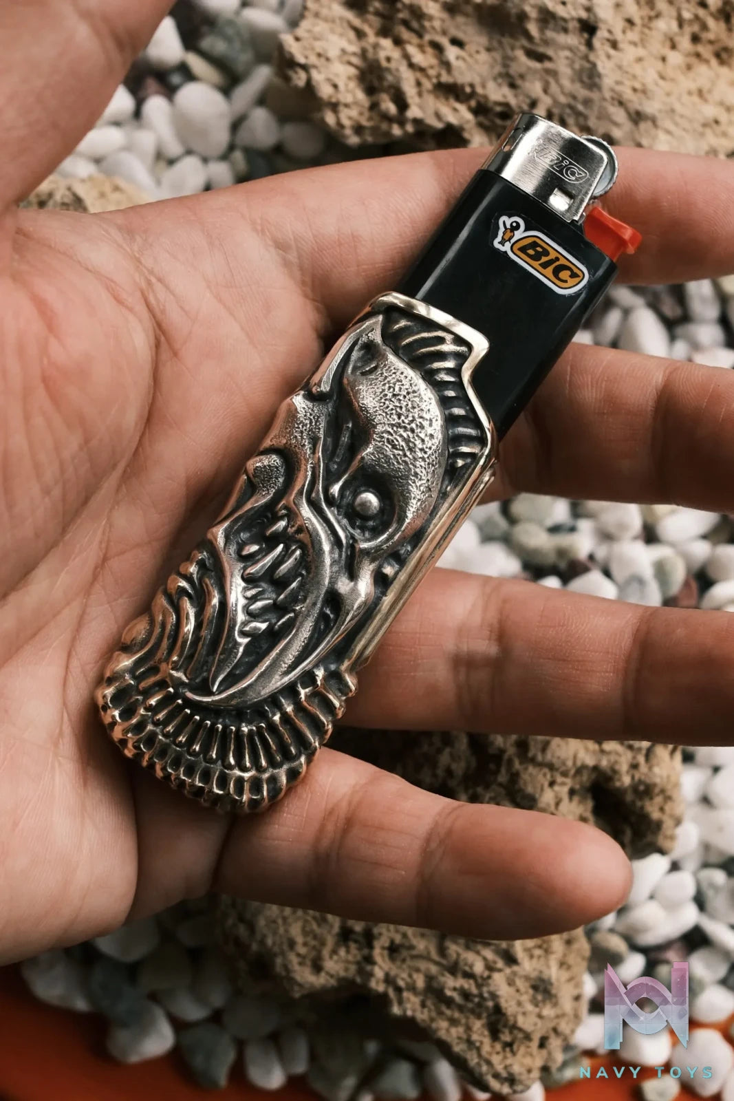 Raven Studio (silver jewelry) – Misty Fire Handmade Silver BIC J5 Lighter Case Original