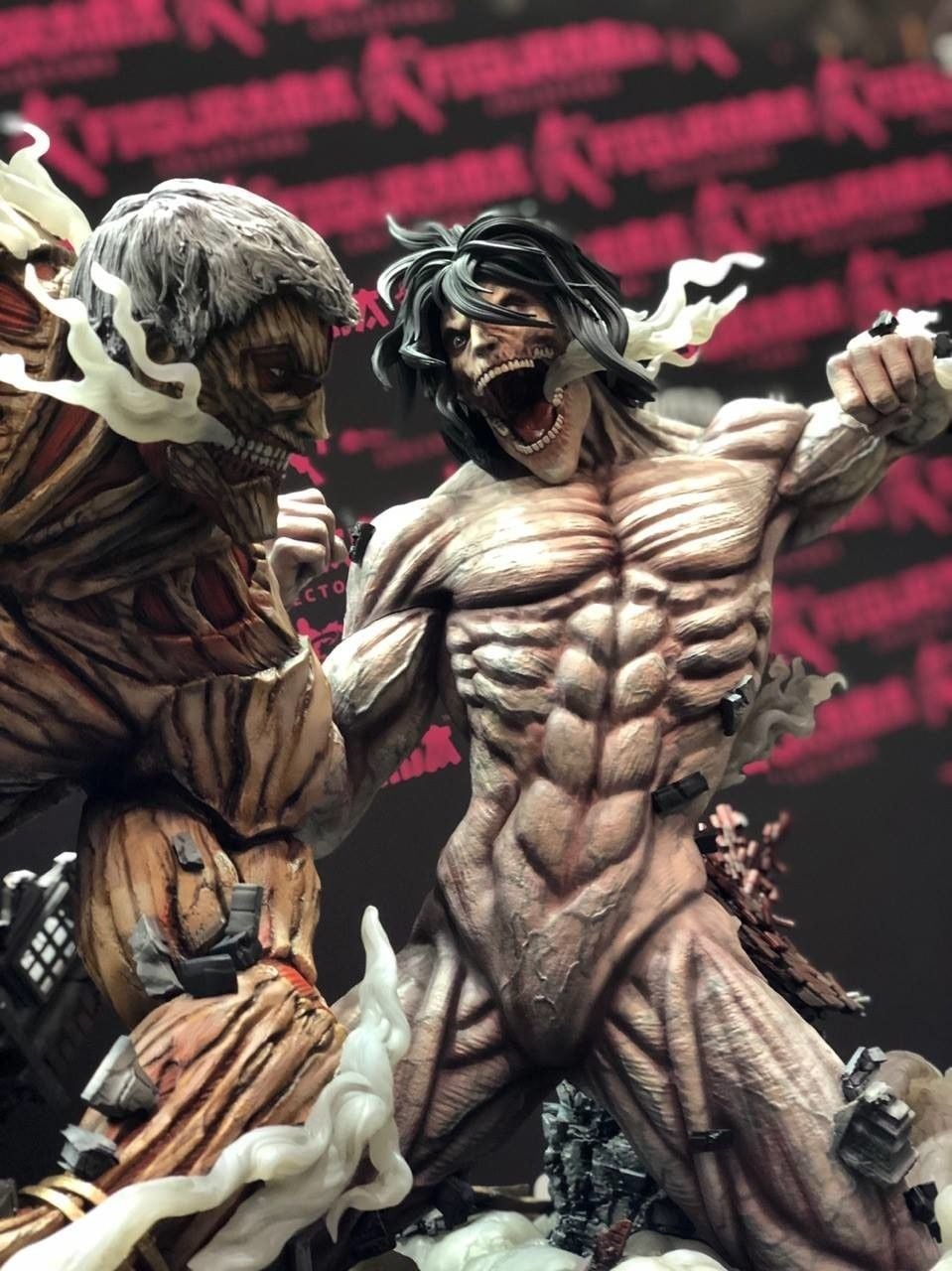 Reiner & Eren - Attack on Titan - Figurama Collectors resin statue Figurama Collectors Studio anime figure